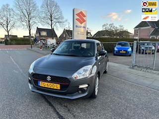 Suzuki Swift 1.2 // Trekhaak // All season banden // Honingraad grill // Stootlijsten // Rijklaarprijs!