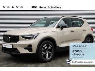 Volvo XC40 2.0 B4 Mild Hybrid Plus Dark | Verwarmbare Voorruit | Trekhaak | Elektrische Achterklep | Adaptieve Cruise Control Met Pilot Assist | BLIS Dodehoekdetectie | Harman/Kardon Audiosysteem | Elektrisch Verstelbare Voorstoelen Met Geheugen | Keyless Entruy | 18 Inch Lichtmetalen Velgen | Achteruitrijcamera | Parkeersensoren Voor & Achter | Textiel City Block Melange Grey/Charcoal Bekleding
