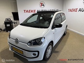 Volkswagen Up 1.0 high up! BlueMotion Panodak/Airco/Stoelve