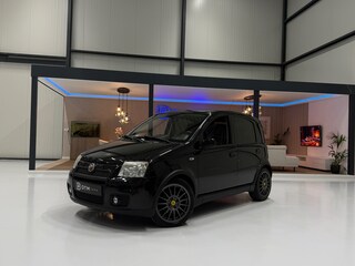Fiat Panda 1.4 16V Sport Navi Sportuitlaat Carbon Elekt. Ramen Airco Sportstoelen