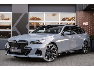 BMW 520i M Sport | Panorama | Bowers & Wilkins | Head-Up | 360° | 21 Inch | Driving Ass. Plus | Trekhaak |