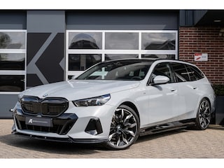 BMW 520i M Sport | Panorama | Bowers & Wilkins | Head-Up | 360° | 21 Inch | Driving Ass. Plus | Trekhaak |