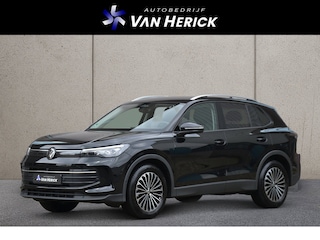 Volkswagen Tiguan 1.5 eTSI Life Edition Automaat | Navigatie | Trekhaak | 360 Camera