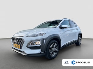Hyundai Kona 1.6 GDI 141pk HEV Fashion Sky | Camera | Climate controle | Trekhaak | Schuifdak | Head-up display | Premium Audio | Dodehoek detectie | Carplay | Keyless entry | Parkeersensoren | Inklapbare spiegels