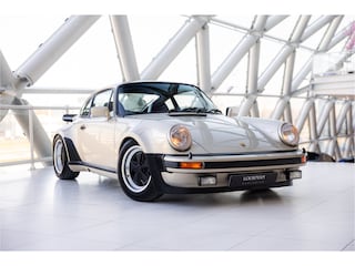 Porsche 911 930 3.0 Turbo Coupé | Schuif/kanteldak | Incl. Geburtsurkunde
