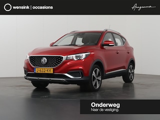 MG ZS Luxury 45 kWh | LED | Lederen Interieur | Navigatie | Apple Carplay/Android Auto | Camera | Stoelverwarming | Panoramadak | Adaptieve Cruise Control | Dodehoek detectie |