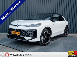 Volkswagen T-Roc 1.5 eTsi R-Line First Edition | Black Style | 360 Camera | Head Up | Elk. A-klep | IQ Light | Prijs Rijklaar!!