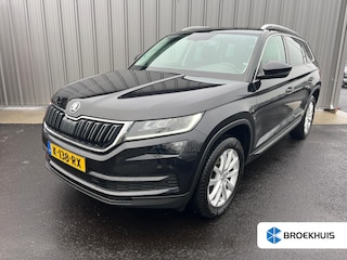 Skoda Kodiaq 1.5 TSI Business Edition 150pk DSG/AUTO | Achteruitrijcamera | Trekhaak | Cruise control | Navigatie | Getint glas achter | 18" LMV
