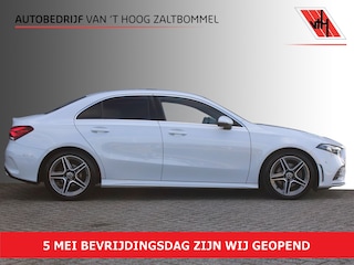 Mercedes-Benz A-klasse 180 AUT7 AMG LINE WIDESCREEN NAVI CAMERA CARPLAY NL AUTO