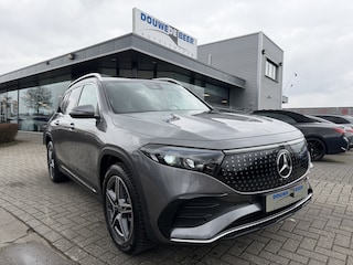 Mercedes-Benz EQB 250+ AMG Line 71 kWh Pano-Dak | Trekhaak | Memory | HUD | FULL