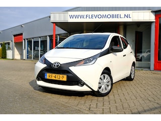 Toyota Aygo 1.0 VVT-i x-fun 5-drs Airco|LED Dagrij
