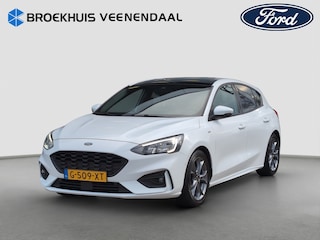 Ford Focus 1.0 ST Line | Trekhaak | Pano | Cruise Control | Carplay | Climate Control | Achteruitrijcamera | Airco (automatisch) | Cruise control