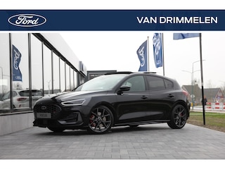 Ford Focus 280pk Automaat ST-3 Origineel Zwart Metallic | Pano | Nieuwstaat | Exclusieve wrap
