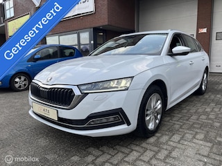 Skoda Octavia Combi 1.0 TSI Business Edition NAVI*CAMERA*PDC*