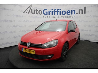 Volkswagen Golf 1.4 Trendline rijdt en schakelt goed.