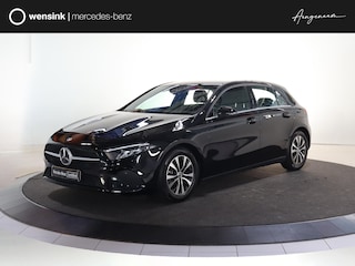 Mercedes-Benz A-klasse 180 Star Edition | Stoelverwarming | Achteruitrijcamera | MBUX navigatie Premium