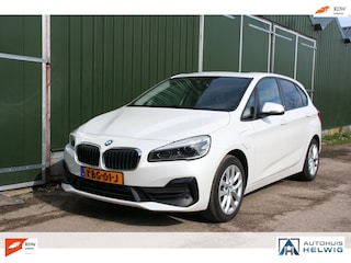 BMW 2-serie Tourer 225xe iPerformance High Executive , SPORTSTOELEN, PANORAMADAK, HEAD-UP. CAMERA, STOELVERW.