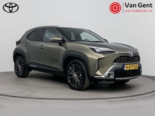 Toyota Yaris Cross 1.5 Hybrid Adventure | Trekhaak | Matrix LED | Leder | Dodehoek detectie | Head-up display | Apple Carplay / Android Auto | Stoel-/stuurverwarming | JBL | Parkeersensoren voor/achter | 18 inch