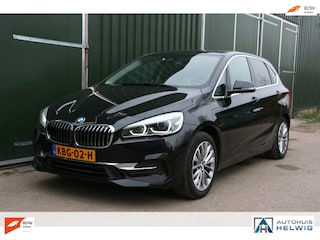 BMW 2-serie Tourer 225xe iPerformance High Executive , LEER, SPORTSTOELEN, PANORAMADAK, HEAD-UP. CAMERA, STOELVERW.