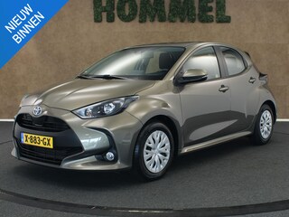 Toyota Yaris 1.5 Hybrid Active - ACHTERUITRIJ CAMERA - HOMMEL ONDERHOUDEN! - APPLE CARPLAY/ANDROID AUTO - ADAPTIVE CRUISE CONTROL - DAB RADIO - MULTIMEDIAVOORBEREIDING