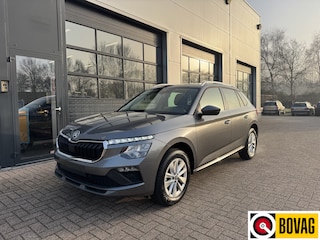 Skoda Kamiq 1.0 TSI Business Edition Rijklaarprijs Incl. afleveringsbeurt en 12 maanden BOVAG-garantie |  Achteruitrijcamera | Apple Carplay/Android Auto | Keyless Entry | Cruise Control |