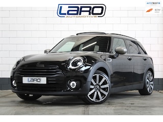 Mini Clubman 1.5 Cooper MINI Yours 136 pk | Pano Leer Camera CarPlay Sfeer Keyless