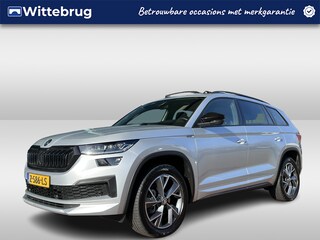 Skoda Kodiaq 1.5 TSI Sportline Business 7p. / Panoramadak / Zwenkbare trekhaak / Fabrieksgarantie t/m 06-2028