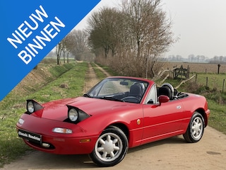 Mazda MX-5 NA 1.6i-16V 116PK, CLASSIC RED, HET ORIGINEEL!