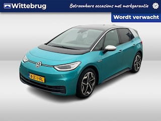 Volkswagen ID.3 First Plus 58 kWh / Navigatie / App connect / Camera / Parkeersensoren V+A / Stoel+stuur verwarming / Lichtmetaal 19 inch /
