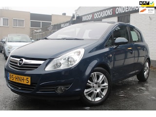 Opel Corsa 1.4-16V Cosmo | Airco | Cruise control | Elec ramen | Parkeer sensor achter