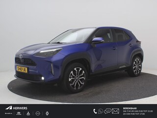 Toyota Yaris Cross 1.5 Hybrid Business Plus / Trekhaak / Historie aanwezig/ Dealer onderhouden / 750kg Trekgewicht / Adaptieve Cruise Control / Apple CarPlay & Android Auto / Stoel en Stuurverwarming / Keyless Entry & Start & Go / LMV / Airco Cliamte Control / Navigatie /