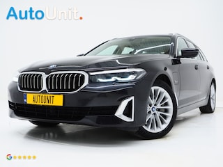 BMW 5-serie Touring 530e xDrive | Panoramadak | Leder | Sfeerlicht | Carplay | Camera | Stoelverwarming
