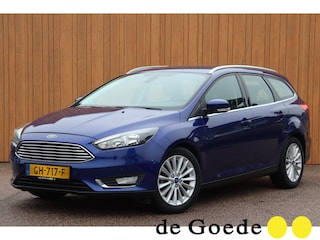 Ford Focus Wagon 1.0 First Edition org.NL trekhaak navi