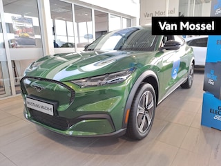 Ford Mustang Mach-E Standard RWD 75 kWh | €2.000,- Ford Voordeel! | Apple Carplay & Android Auto | Adaptive Cruise Control | Winter Pack | Dodehoekdetectie | One Pedal Drive | Parkeersensoren V & A met Camera |