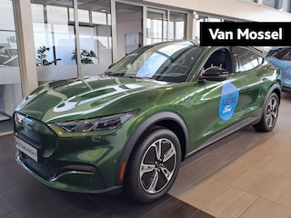 Ford Mustang Mach-E Standard RWD 75 kWh | €2.000,- Ford Voordeel! | Apple Carplay & Android Auto | Adaptive Cruise Control | Winter Pack | Dodehoekdetectie | One Pedal Drive | Parkeersensoren V & A met Camera |