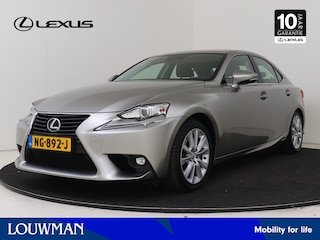Lexus IS 300h Hybrid Business Line | Cruise control | Panorama Dak | Parkeercamera |