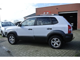 Hyundai Tucson 2.0i 4WD Style airco inruil mogelijk nap