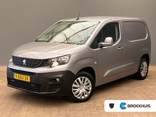 Peugeot Partner 1.5 BlueHDI Asphalt Camera | Navigatie | Carplay | Parkeersensoren | Voor + Achter | 3-Zits! | All Season banden | 2 zitplaatsen rechtsvoor | Achteruitrijcamera | All Season Banden