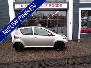 Toyota Aygo 1.0-12V 5-Drs Automaat Calvin Klein AIRCO,LEER,LMV!