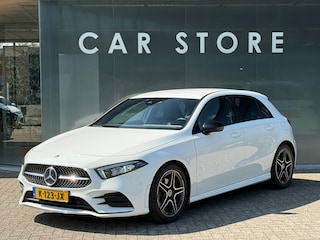 Mercedes-Benz A-klasse 180 AMG Night Navi|Sfeer|Stoelverwarming|Dealer Onderhouden