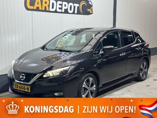 Nissan Leaf N-Connecta 40 kWh Super Netjes Technisch  100 %