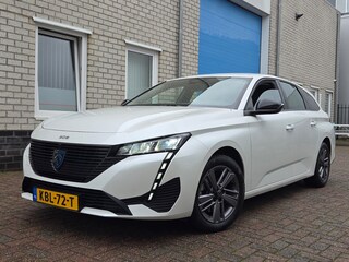 Peugeot 308 SW 1.2 PureTech 130pk Allure 19.000km! BJ2022