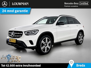 Mercedes-Benz GLC 300 e 4MATIC Plug-In Hybride Trekhaak | Night Pakket | Achteruitrijcamera | Apple CarPlay. Inclusief 24 maanden MB Certified garantie voor Europa.