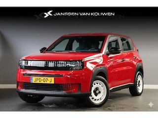 Fiat Grande Panda RED 11kW 44kWh Apple CarPlay Parkeersensoren Achter