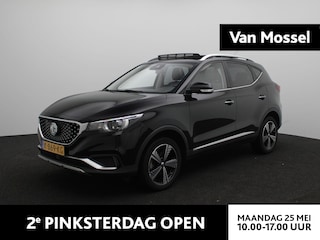 MG ZS Luxury 45 kWh | Panoramadak | Leder | Stoelverwarming | Carplay |