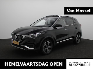 MG ZS Luxury 45 kWh | Panoramadak | Leder | Stoelverwarming | Carplay |