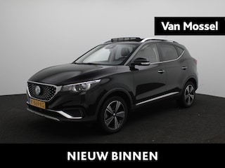 MG ZS Luxury 45 kWh | Panoramadak | Leder | Stoelverwarming | Carplay |
