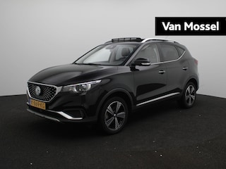 MG ZS Luxury 45 kWh | Panoramadak | Leder | Stoelverwarming | Carplay |