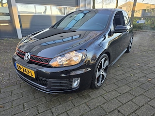 Volkswagen Golf 2.0 GTI 211PK