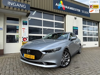 Mazda 3 2.0 e-SkyActiv-G M Hybrid 122 Luxury|Apple carplay|